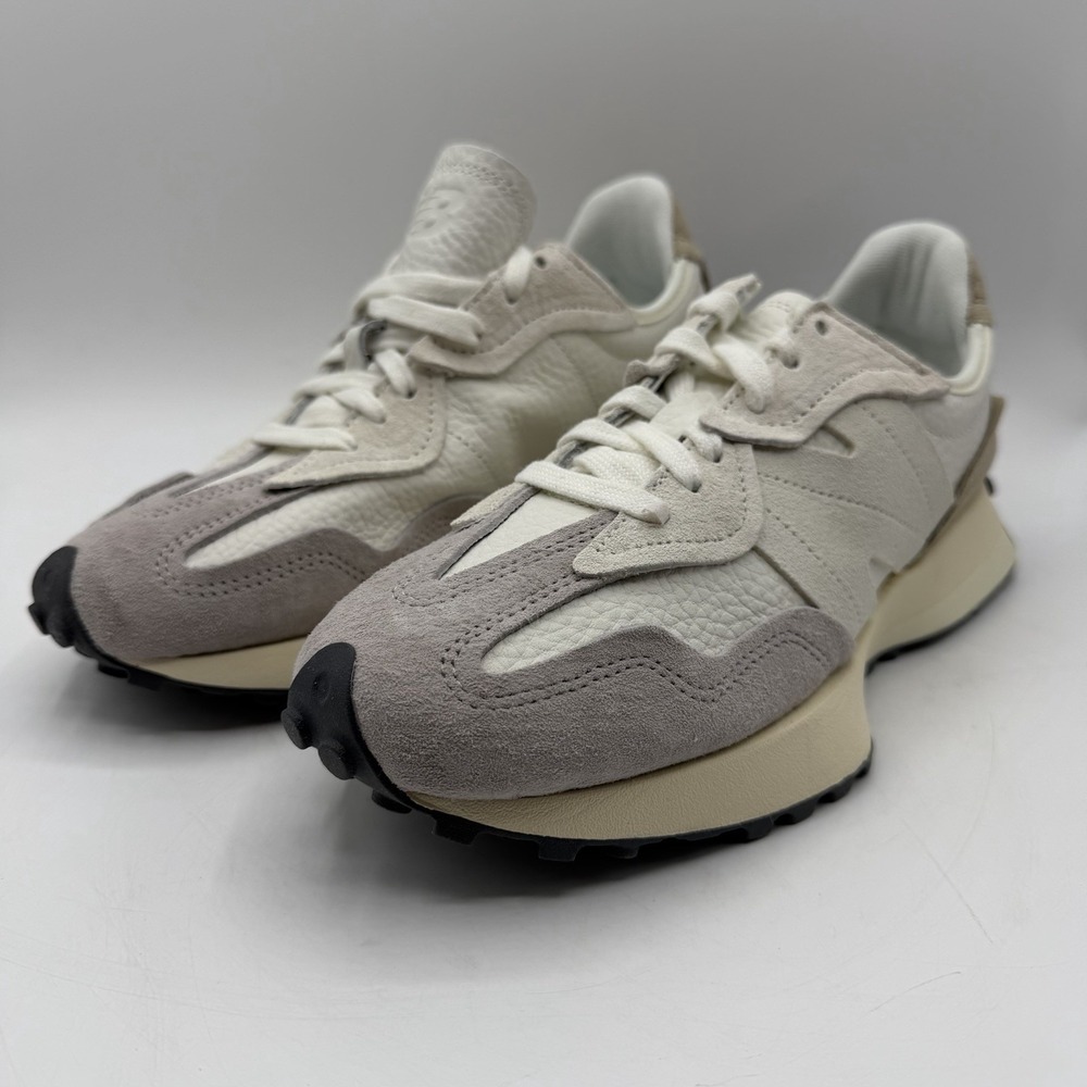 New Balance 327 Shoes 'White Beige' U327WGA NWB Men's 6.5; Women's 8 Unisex